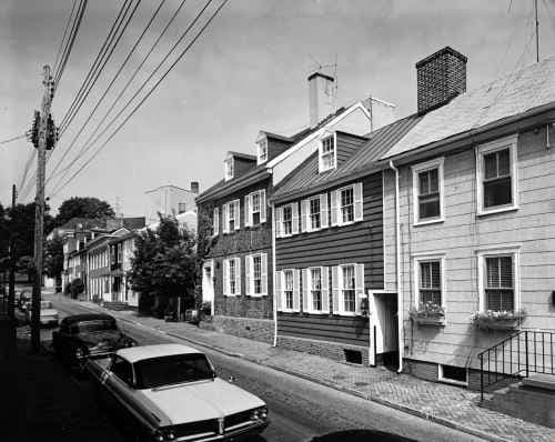 A. Aubrey Bodine's Legacy Captures the Essence of Annapolis in "Main Street (1965)"