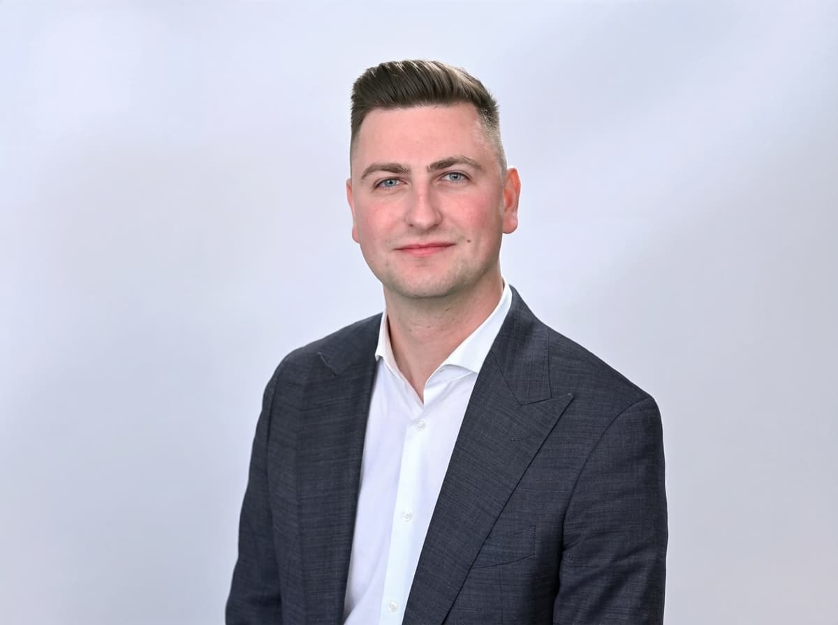 Wayne, New Jersey Real Estate Market Defies National Trends with Offers $200,000 Over Asking