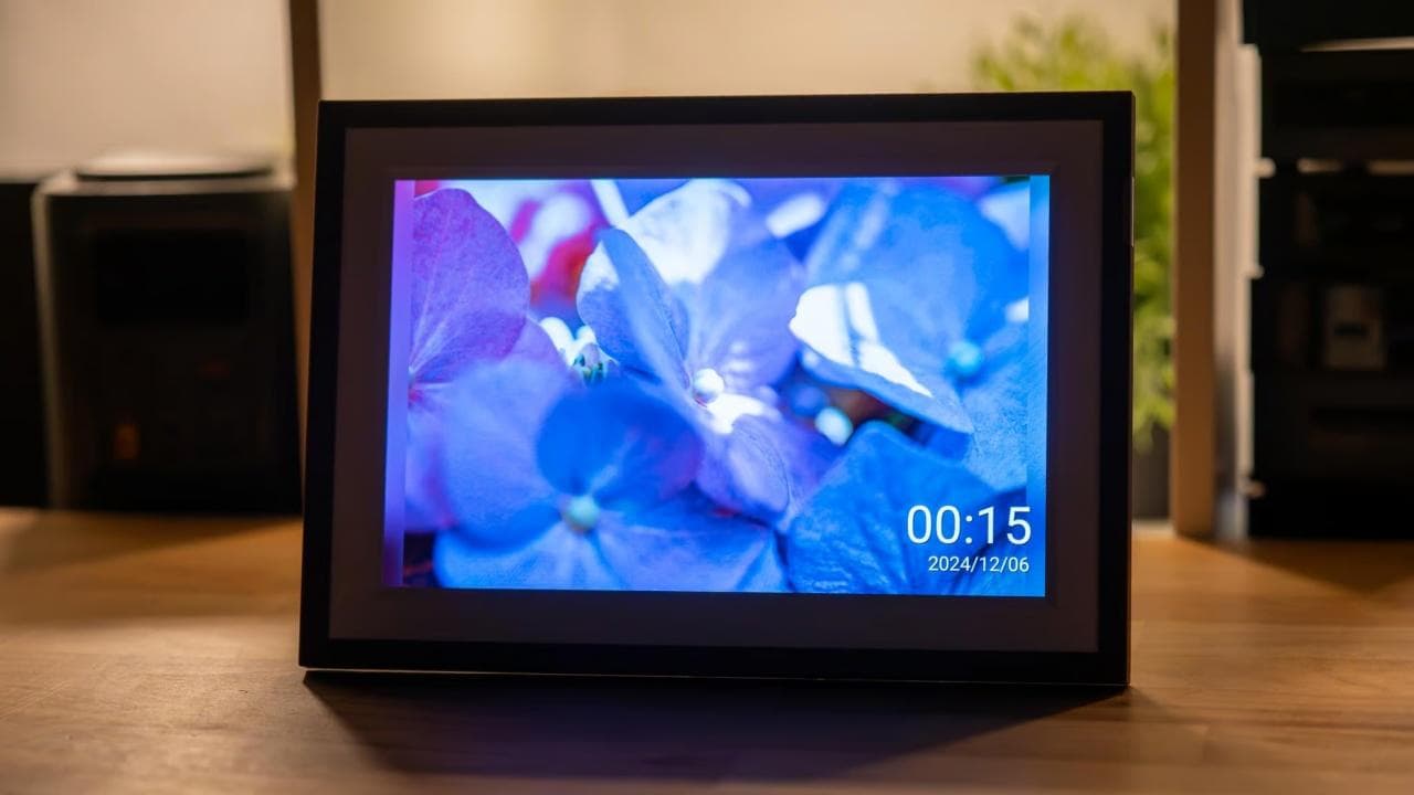 Arzopa Unveils D10 Smart Photo Frame: A New Era of Digital Memory Sharing