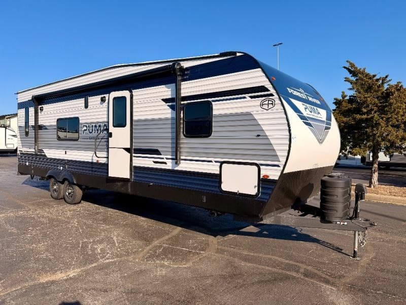 Missouri RV and Boat Dealer Expands Travel Trailers and Outdoor Inventory