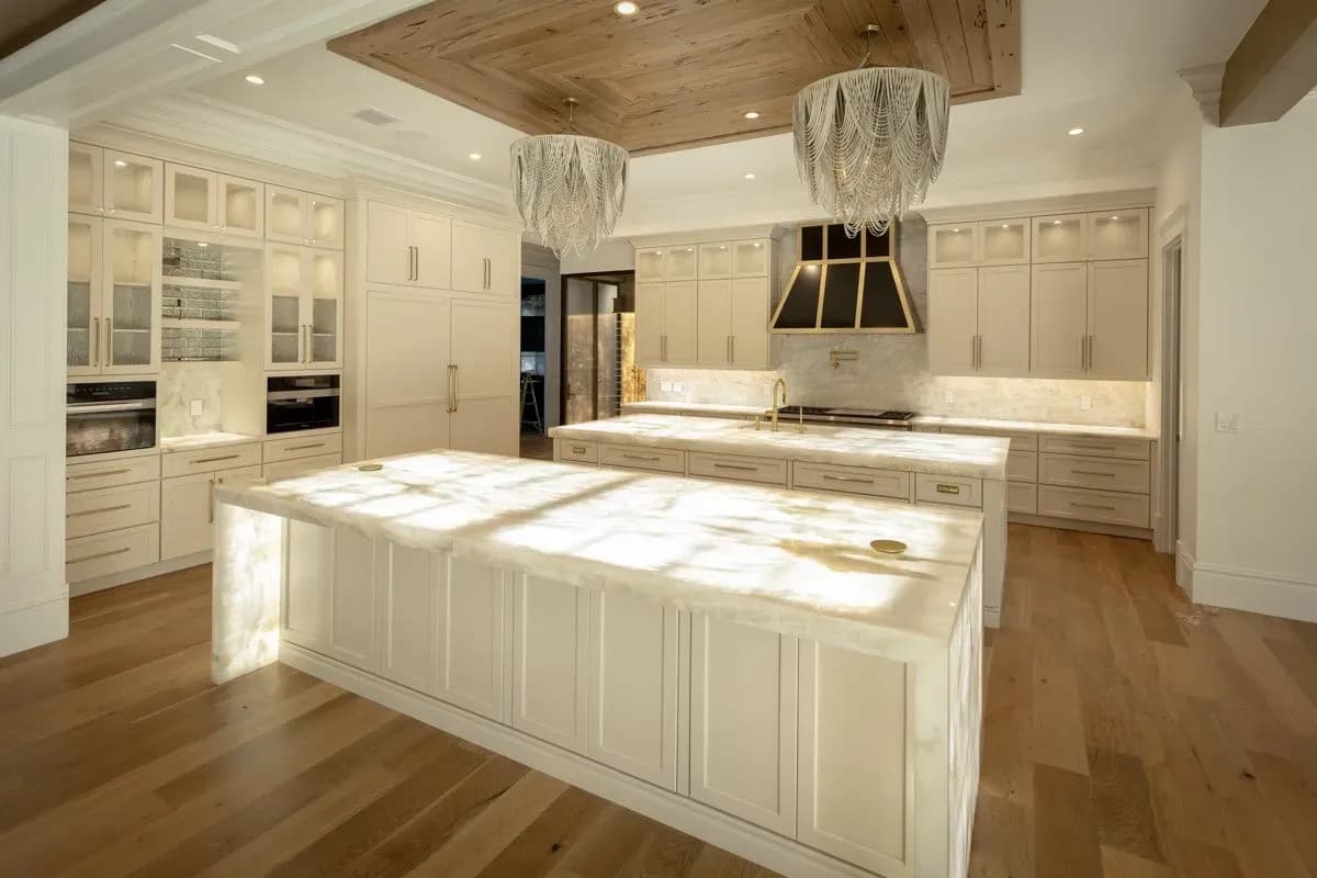 Orlando Craftsman's 35-Year Legacy Elevates Custom Kitchen Cabinet Industry