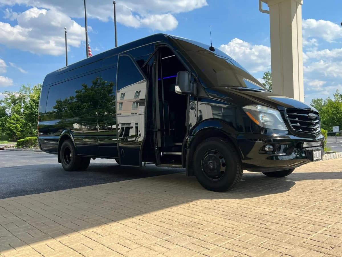 Skyline VIP Limo Launches Comprehensive Safety Enhancement Program