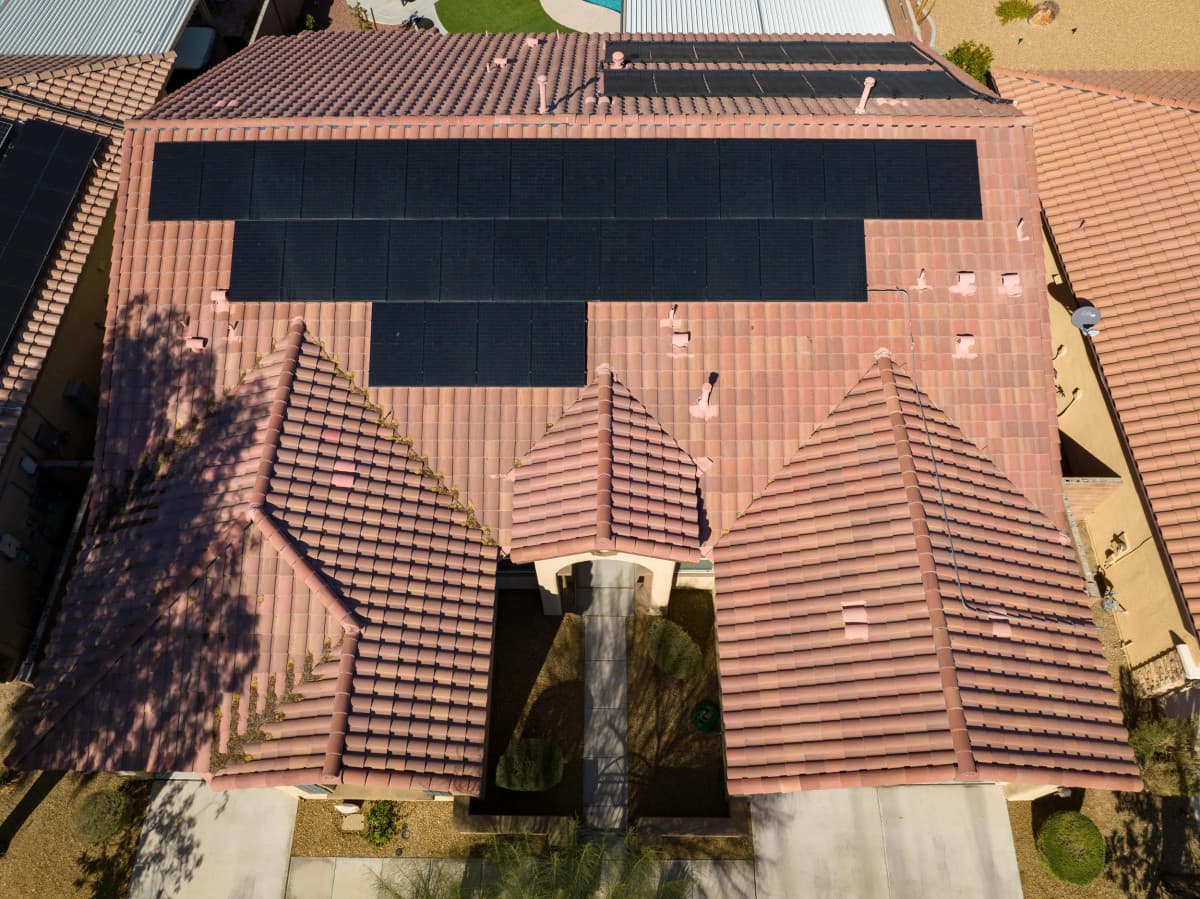 Key Questions to Ask When Choosing a Solar Provider for Optimal Energy Transition