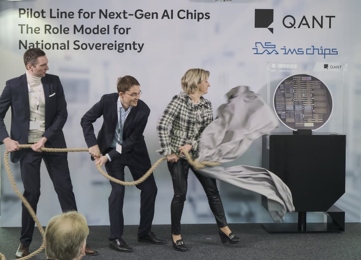 Q.ANT and IMS CHIPS Revolutionize AI Chip Production with Photonic Technology