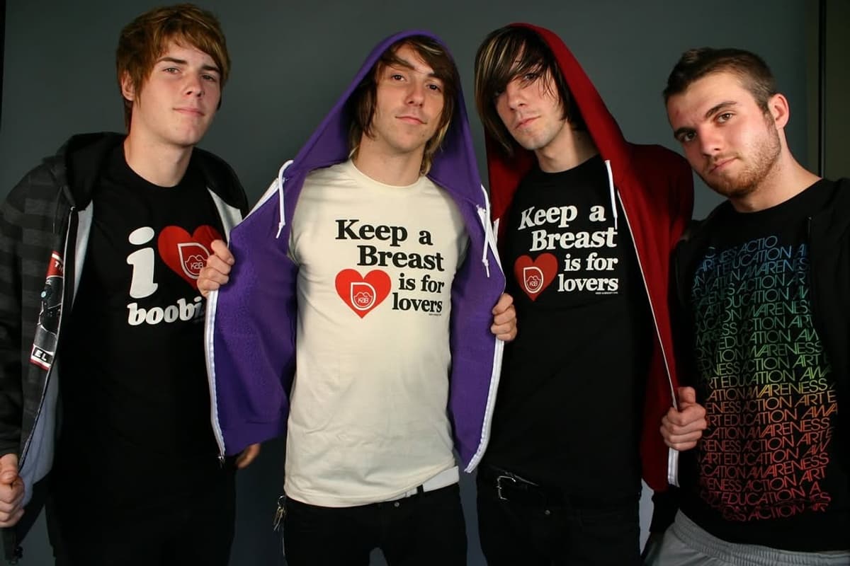 Keep A Breast Foundation Marks 25-Year Partnership with Vans Warped Tour