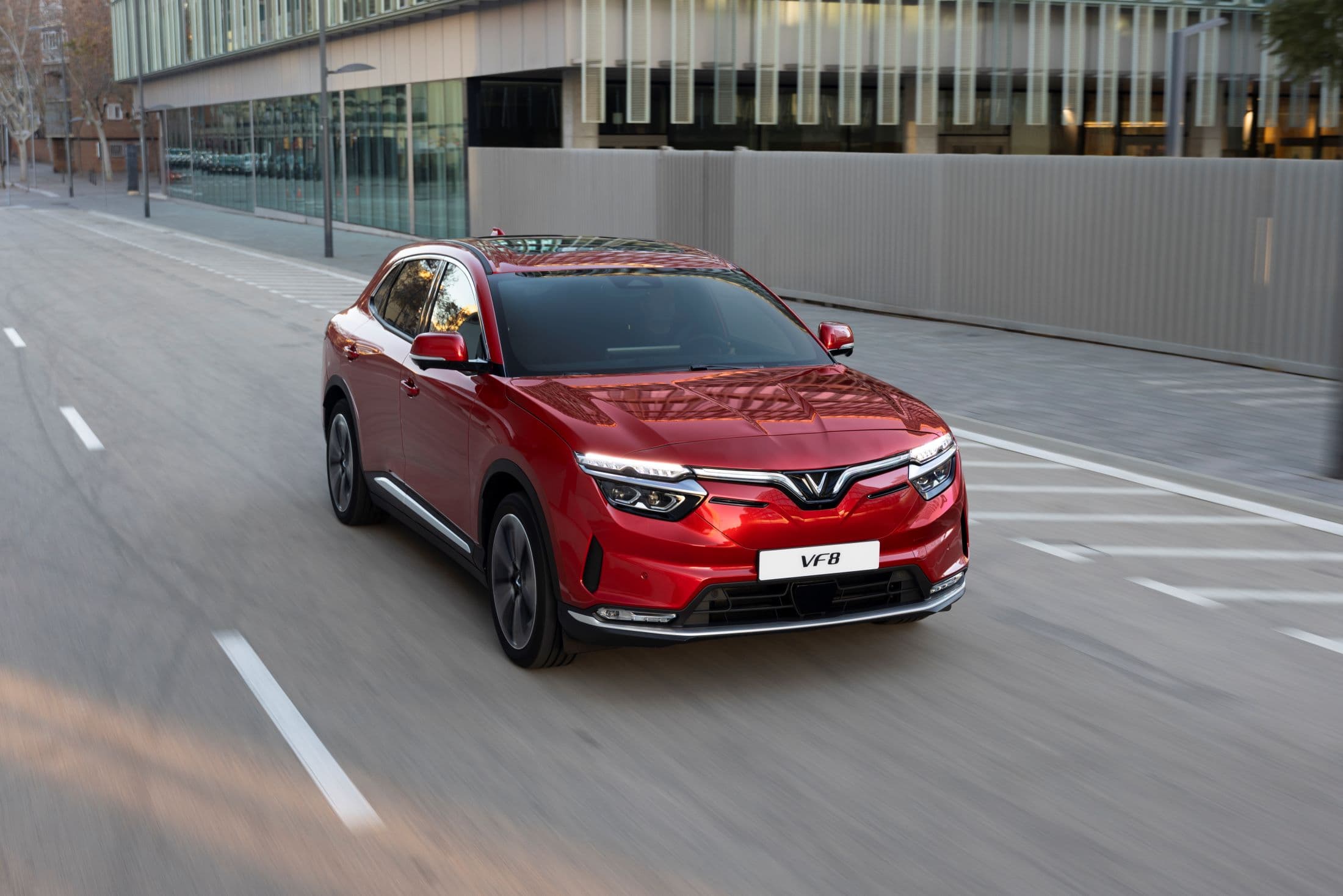 VinFast VF 8 Sets New Standards in Electric Vehicle Safety and Technology