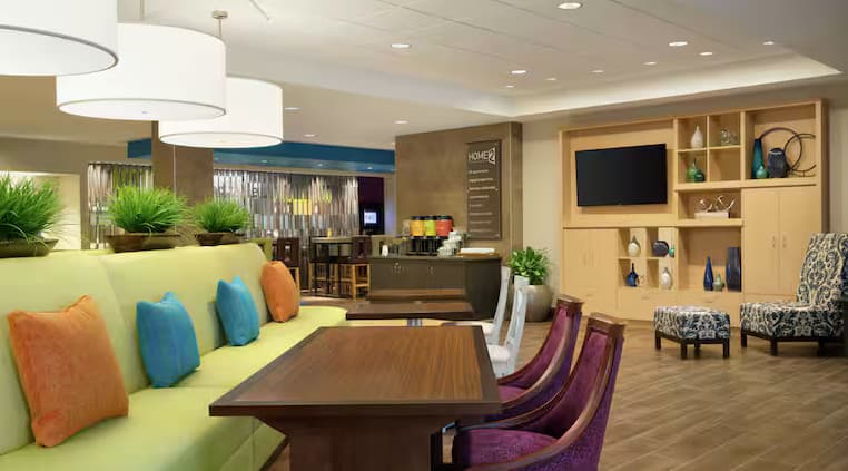 New Home2 Suites Opens in Fort Walton Beach with Special Government Package