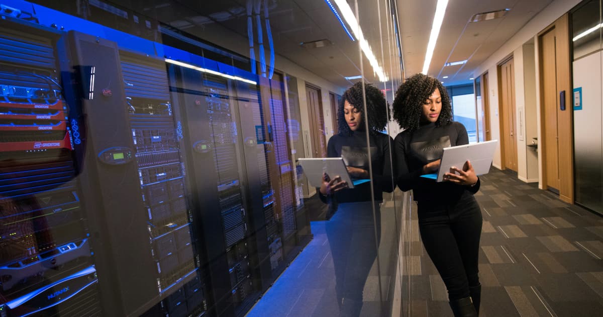 Envirotech Vehicles Announces Exclusive Acquisition Framework with AZIO AI to Expand into AI Infrastructure