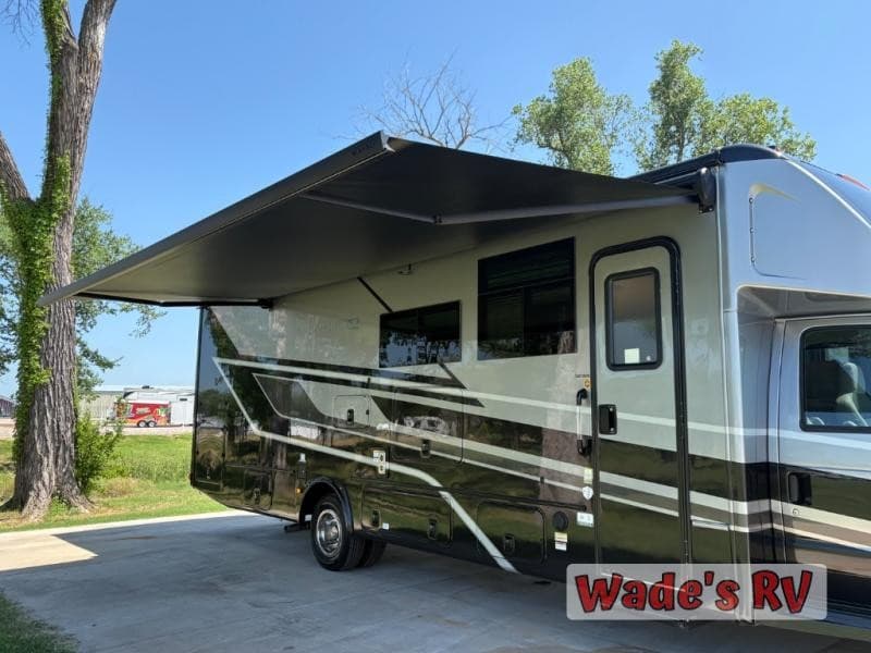 Wade’s RV Expands 2026 Motorhome Inventory, Including Coachmen Concord Models, Across Oklahoma and Missouri