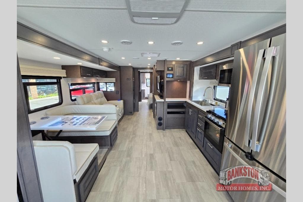 Bankston Motor Homes Expands Alabama RV Inventory with Lance Camper 650 and More