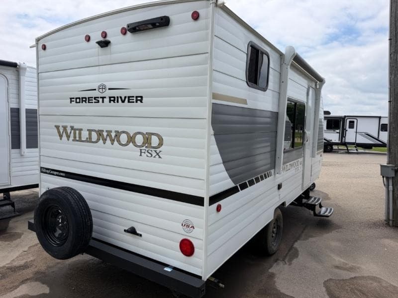 Hilltop Camper & RV Expands Camper Sales in Rochester, MN, and Used RV Listings Statewide